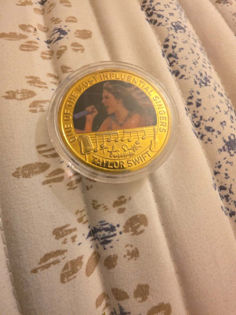 Taylor Swift Souvenir Gold Plated Commemorative Coin